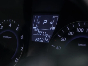 Седан Hyundai Solaris 2015 года, 799000 рублей, Сургут
