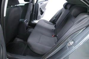 Седан Volkswagen Jetta 2011 года, 798000 рублей, Солонцы