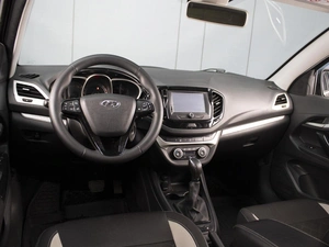 Универсал ВАЗ (LADA) Vesta Cross 2019 года, 1080000 рублей, Омск