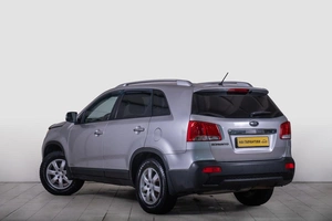 Внедорожник Kia Sorento 2009 года, 1549000 рублей, Томск