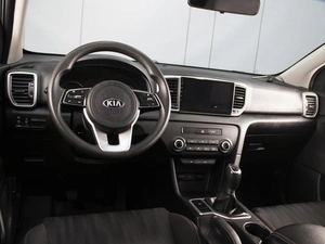 Внедорожник Kia Sportage 2018 года, 1620000 рублей, Омск