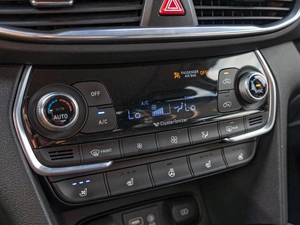 Внедорожник Hyundai Santa Fe 2019 года, 3250000 рублей, Краснодар