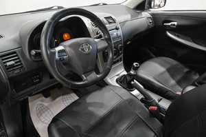 Седан Toyota Corolla 2011 года, 979000 рублей, Новокузнецк