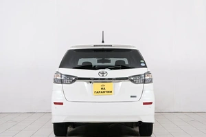 Минивэн Toyota Wish 2015 года, 2099000 рублей, Красноярск