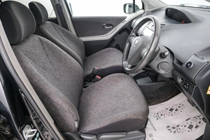 Хетчбэк Toyota Vitz 2009 года, 499000 рублей, Красноярск