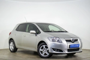 Хетчбэк Toyota Auris 2007 года, 589000 рублей, Оренбург
