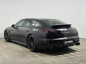 Лифтбек Porsche Panamera 4 2016 года, 3849900 рублей, Казань