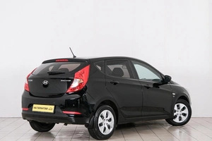 Хетчбэк Hyundai Solaris 2015 года, 999000 рублей, Красноярск