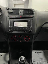 Седан Volkswagen Polo 2011 года, 587000 рублей, Солонцы