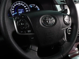 Седан Toyota Camry 2013 года, 1269000 рублей, Воронеж