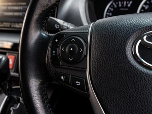 Минивэн Toyota Voxy 2017 года, 1750000 рублей, Краснодар