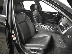 Седан BMW 5 серия 2015 года, 1559990 рублей, Казань