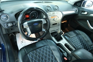 Седан Ford Mondeo 2010 года, 699000 рублей, Омск