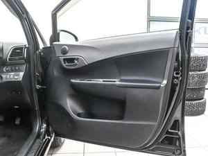 Хетчбэк Toyota Ractis 2011 года, 790000 рублей, Красноярск