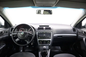 Хэтчбек Skoda Octavia 2013 года, 990000 рублей, Брянск