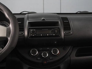 Хетчбэк Nissan Note 2013 года, 840000 рублей, Омск