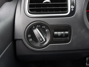 Седан Volkswagen Polo 2016 года, 1099000 рублей, Саратов