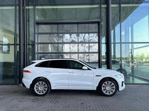 Внедорожник Jaguar F-Pace 2016 года, 3200000 рублей, Уфа