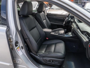Седан Lexus ES 2013 года, 2299000 рублей, Саратов