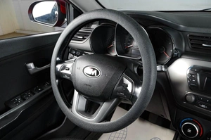 Седан Kia Rio 2014 года, 849000 рублей, Тюмень