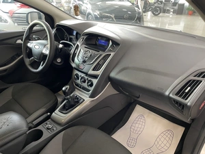 Седан Ford Focus 2011 года, 787000 рублей, Солонцы