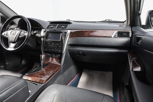 Седан Toyota Camry 2015 года, 2149000 рублей, Новосибирск