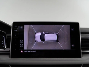 Внедорожник Volkswagen Tiguan L 2024 года, 4249999 рублей, Москва