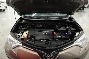 Внедорожник Toyota RAV4 2018 года, 2790000 рублей, Курск