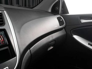 Седан Hyundai Solaris 2012 года, 719000 рублей, Тюмень