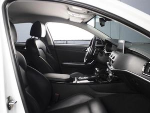 Лифтбек Kia Stinger 2019 года, 2930000 рублей, Омск