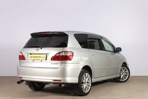 Минивэн Toyota Ipsum 2004 года, 799000 рублей, Новосибирск