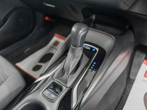 Хетчбэк Toyota Corolla 2018 года, 1550000 рублей, Красноярск