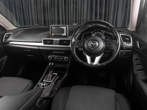 Хетчбэк Mazda Axela 2014 года, 1349000 рублей, Тюмень