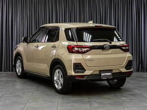Внедорожник Toyota Raize 2020 года, 1839000 рублей, Тюмень
