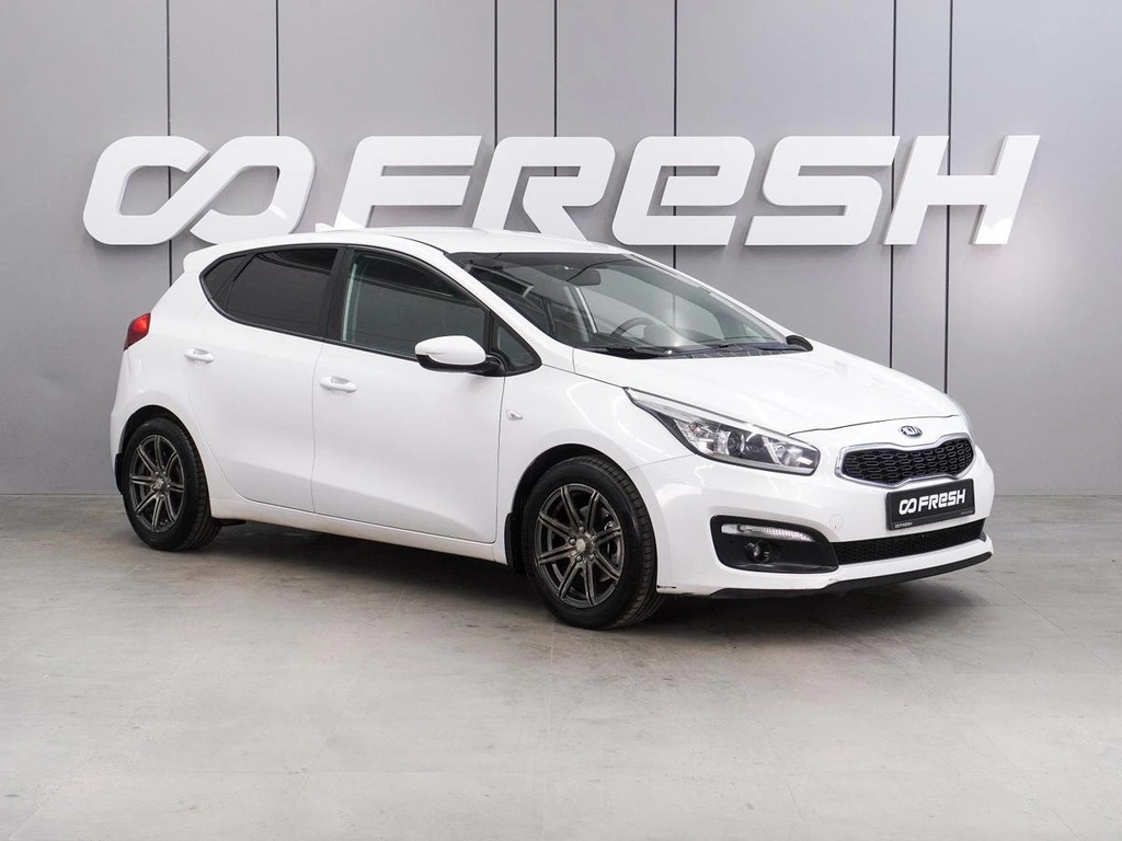 Хетчбэк Kia Ceed 2017 года, 1299000 рублей, Воронеж