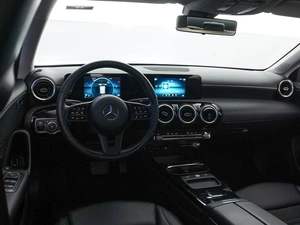 Седан Mercedes-benz A-класс 2020 года, 1999077 рублей, Москва