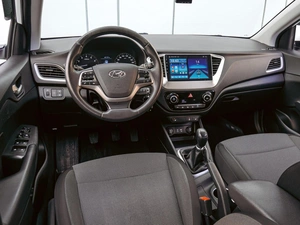 Седан Hyundai Solaris 2017 года, 1340000 рублей, Краснодар