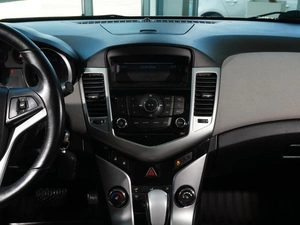 Седан Chevrolet Cruze 2012 года, 729000 рублей, Тверь