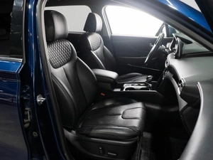 Внедорожник Hyundai Santa Fe 2019 года, 3100000 рублей, Тюмень