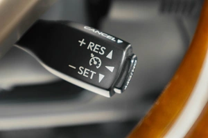 Седан Lexus ES 2012 года, 2149000 рублей, Тюмень