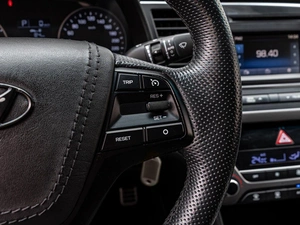 Седан Hyundai Elantra 2016 года, 1345000 рублей, Краснодар