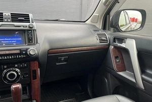Внедорожник Toyota Land Cruiser Prado 2016 года, 4190000 рублей, Солонцы
