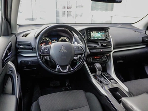 Внедорожник Mitsubishi Eclipse Cross 2021 года, 2239000 рублей, Санкт-Петербург
