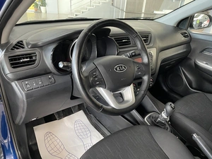Хетчбэк Kia Rio 2013 года, 787000 рублей, Солонцы