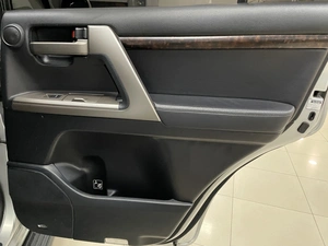 Внедорожник Toyota Land Cruiser 2011 года, 3297000 рублей, Солонцы