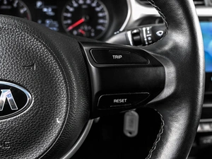 Седан Kia Rio 2021 года, 1719000 рублей, Кирилловка