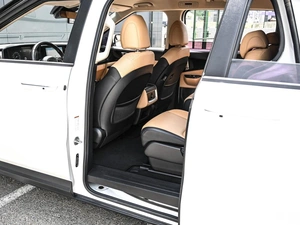 Минивэн Kia Carnival 2021 года, 3699000 рублей, Кирилловка