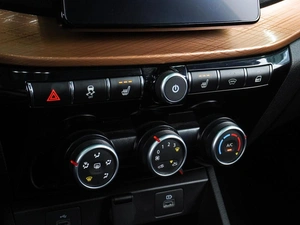 Универсал ВАЗ (LADA) Vesta Cross 2024 года, 1499000 рублей, Воронеж