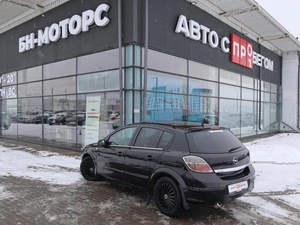 Хэтчбек Opel Astra 2008 года, 560000 рублей, Мирное