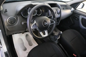 Внедорожник Renault Duster 2019 года, 1619000 рублей, Омск